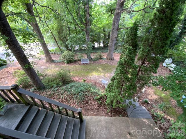 58 Seminary Street, Saluda, NC 28773