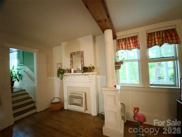 58 Seminary Street, Saluda, NC 28773
