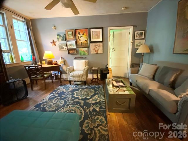58 Seminary Street, Saluda, NC 28773