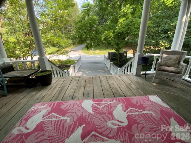 58 Seminary Street, Saluda, NC 28773