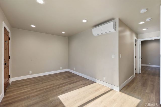 6612 2nd, Los Angeles, CA 90043