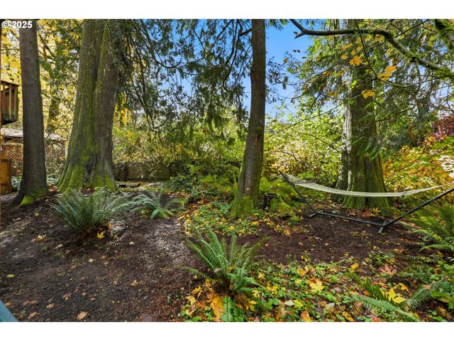 65582 E TIMBERLINE Dr, Rhododendron, OR 97049