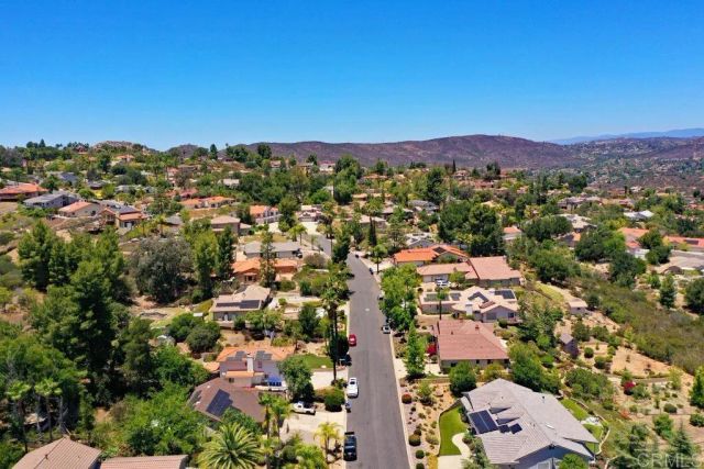23945 Nectar Way, Ramona, CA 92065