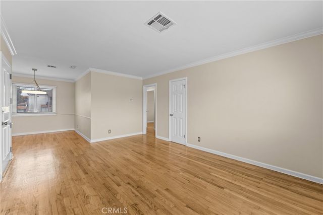 2115 W 103rd Place, Los Angeles, CA 90047