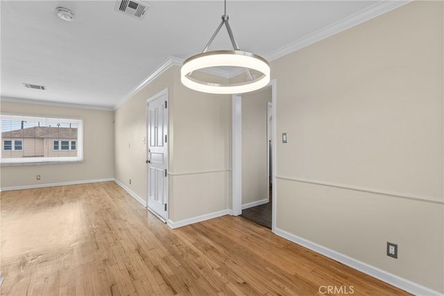 2115 W 103rd Place, Los Angeles, CA 90047
