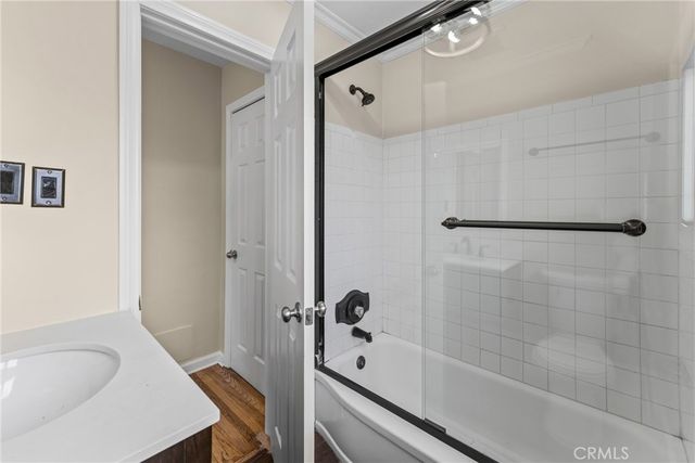 2115 W 103rd Place, Los Angeles, CA 90047