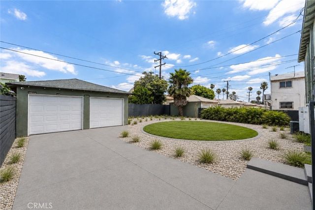 2115 W 103rd Place, Los Angeles, CA 90047