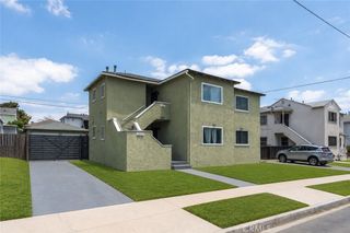 2115 W 103rd Place, Los Angeles, CA 90047