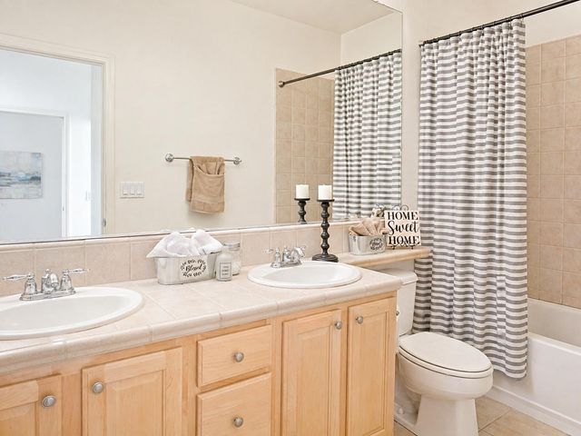 3930 Riley Anton Way, Rancho Cordova, CA 95742
