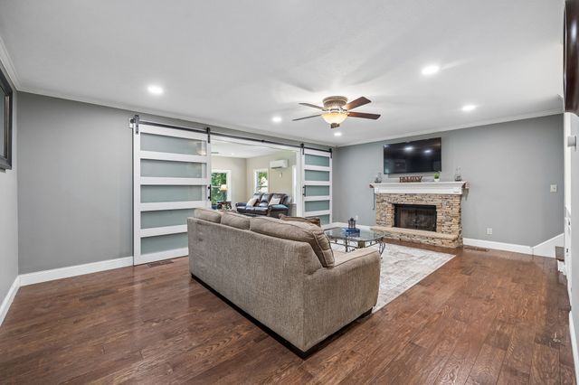 115 Laural Hill Dr, Smyrna, TN 37167