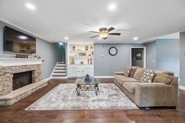 115 Laural Hill Dr, Smyrna, TN 37167