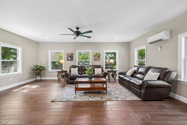 115 Laural Hill Dr, Smyrna, TN 37167