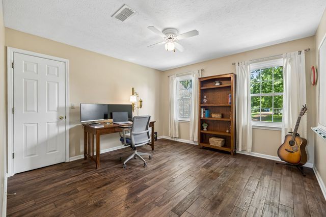 115 Laural Hill Dr, Smyrna, TN 37167