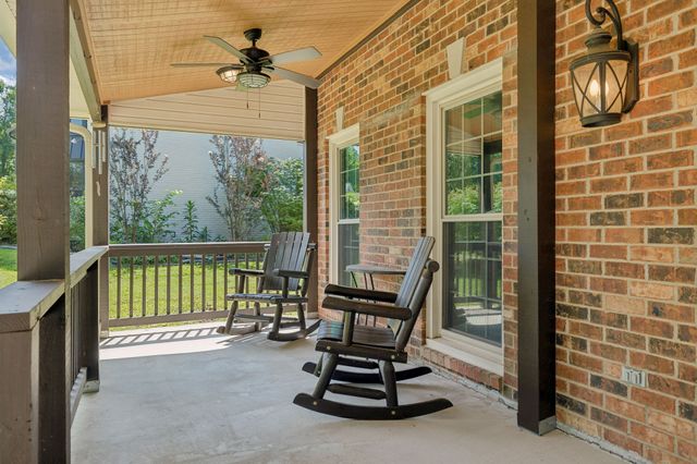 115 Laural Hill Dr, Smyrna, TN 37167