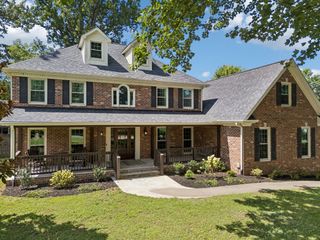 115 Laural Hill Dr, Smyrna, TN 37167