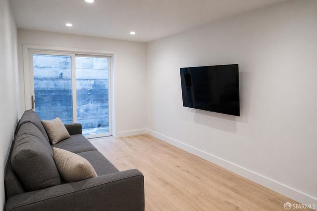 410 Campbell Avenue, San Francisco, CA 94134