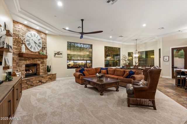 36045 N Willow Cross Drive, Cave Creek, AZ 85331