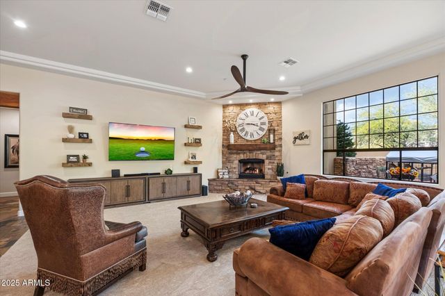 36045 N Willow Cross Drive, Cave Creek, AZ 85331