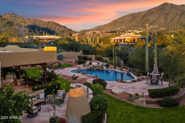 36045 N Willow Cross Drive, Cave Creek, AZ 85331