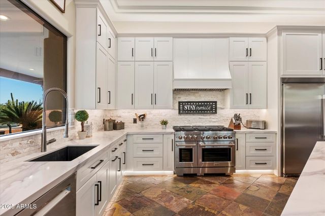 36045 N Willow Cross Drive, Cave Creek, AZ 85331