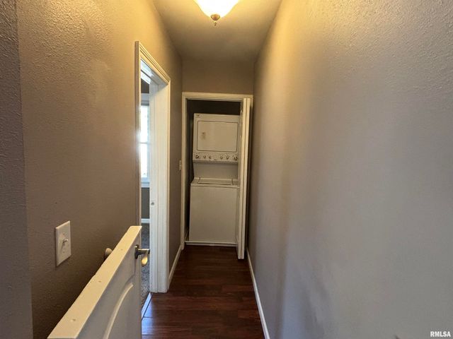 1205 HENRIETTA Street, Pekin, IL 61554