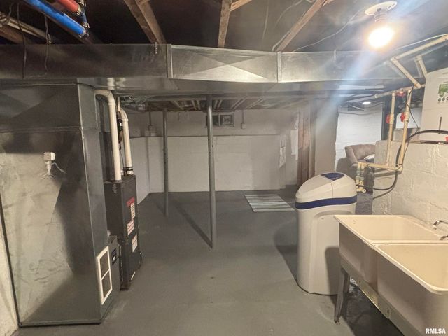 1205 HENRIETTA Street, Pekin, IL 61554