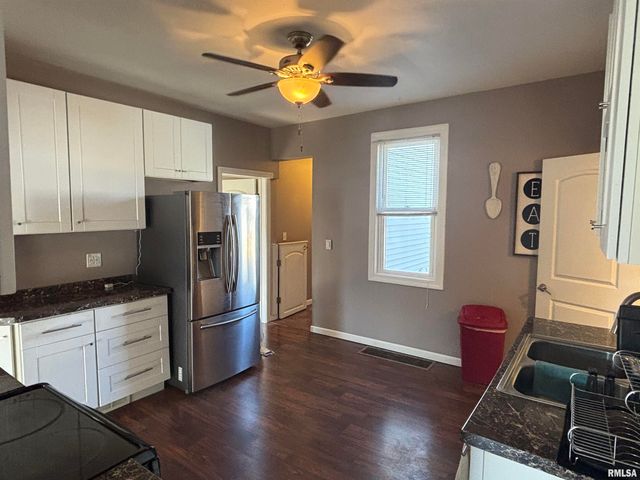 1205 HENRIETTA Street, Pekin, IL 61554