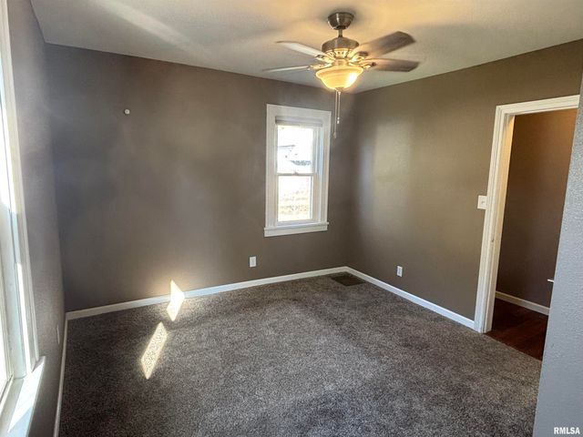 1205 HENRIETTA Street, Pekin, IL 61554