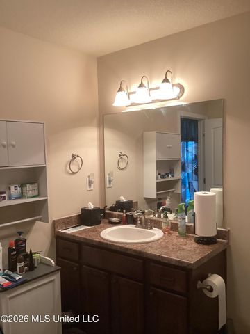 8857 Olivia Rose Cove, Southaven, MS 38671