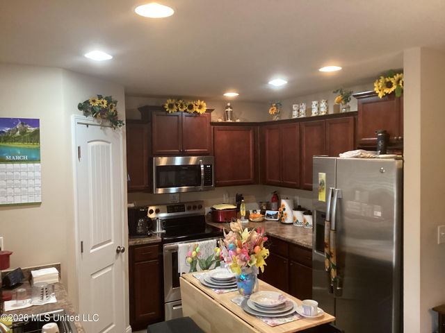 8857 Olivia Rose Cove, Southaven, MS 38671