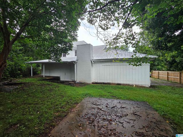1406 12TH AVENUE N, Bessemer, AL 35020