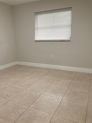 6881 NW 26th Street, Sunrise, FL 33313