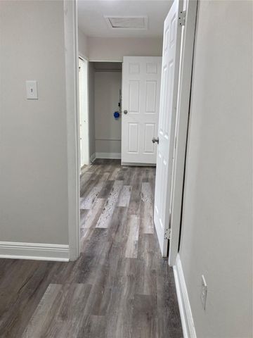 6881 NW 26th Street, Sunrise, FL 33313