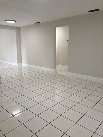 6881 NW 26th Street, Sunrise, FL 33313