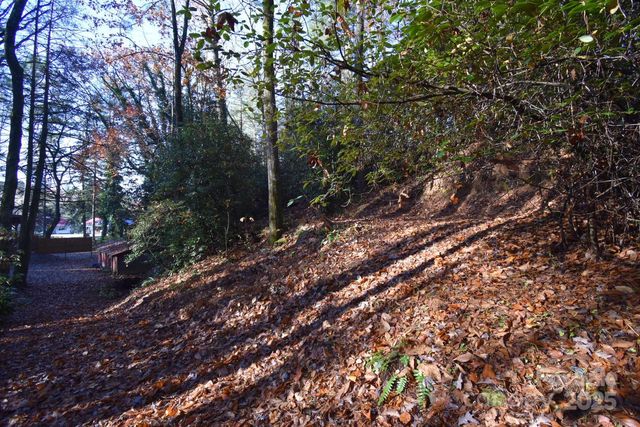 18748 Rosman Highway, Sapphire, NC 28774