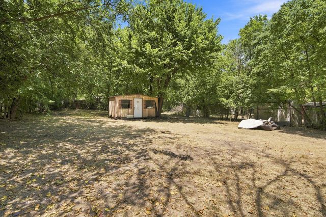 9007 Metz Avenue, Dallas, TX 75232