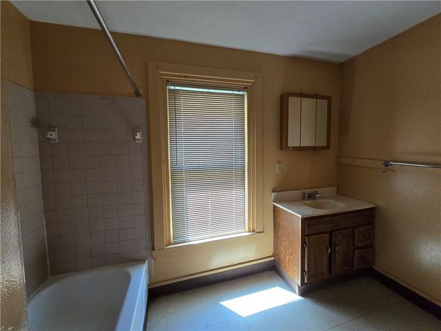 58 Champlain Street, Rochester, NY 14608
