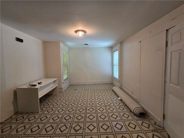 58 Champlain Street, Rochester, NY 14608