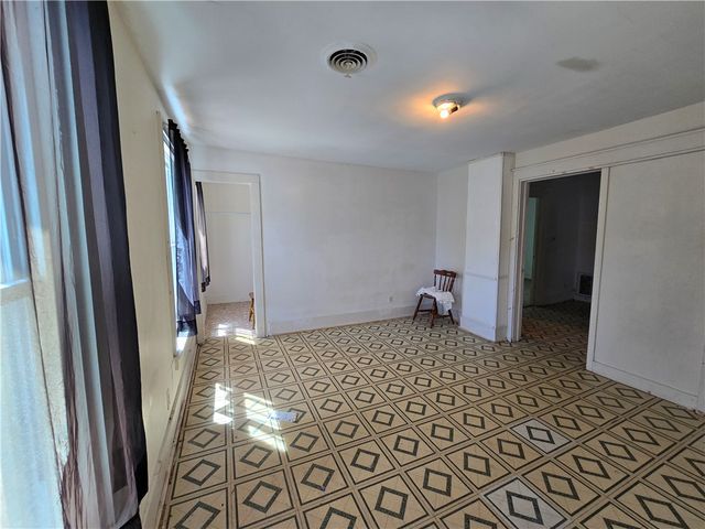 58 Champlain Street, Rochester, NY 14608