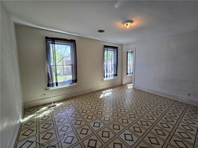 58 Champlain Street, Rochester, NY 14608
