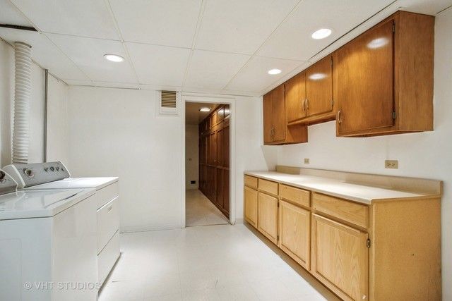 5301 Franklin Avenue, Western Springs, IL 60558