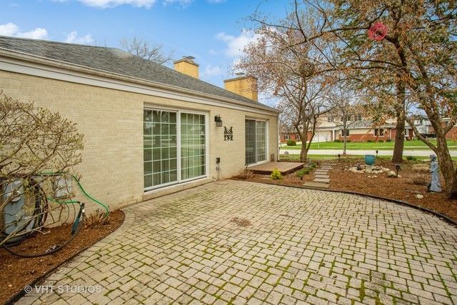 5301 Franklin Avenue, Western Springs, IL 60558