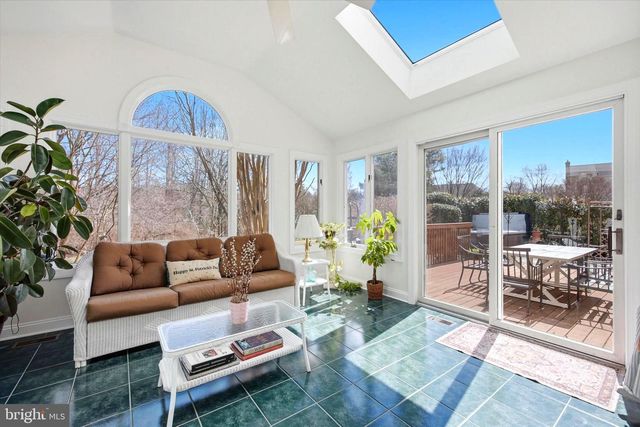 22 COUNTRY RUN, Thornton, PA 19373