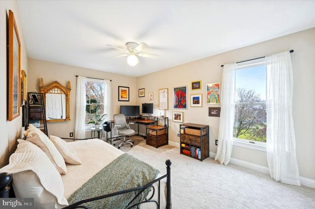 22 COUNTRY RUN, Thornton, PA 19373