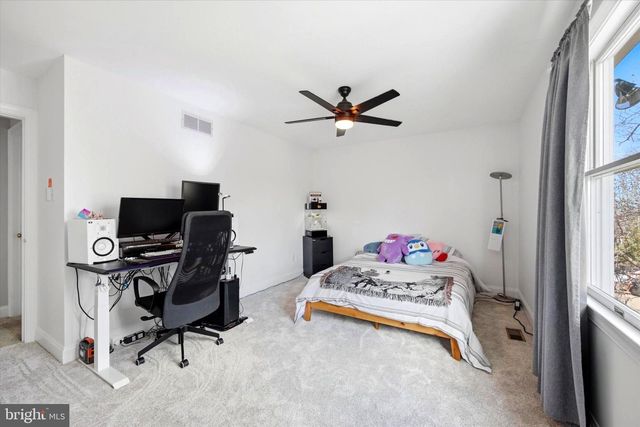 22 COUNTRY RUN, Thornton, PA 19373