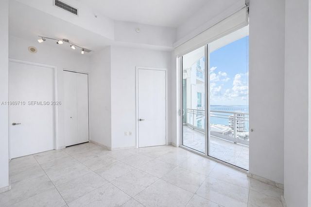 900 Brickell Key Blvd 2505, Miami, FL 33131