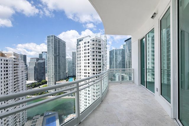 900 Brickell Key Blvd 2505, Miami, FL 33131
