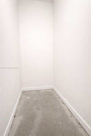 900 Brickell Key Blvd 2505, Miami, FL 33131