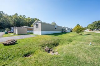 710 Greyhound Ln, Unity Twp, PA 15601