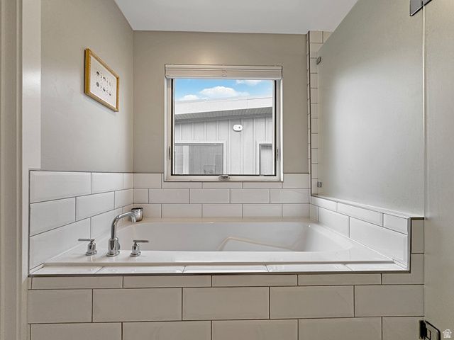 6370 E MALLORY WAY, Huntsville, UT 84317